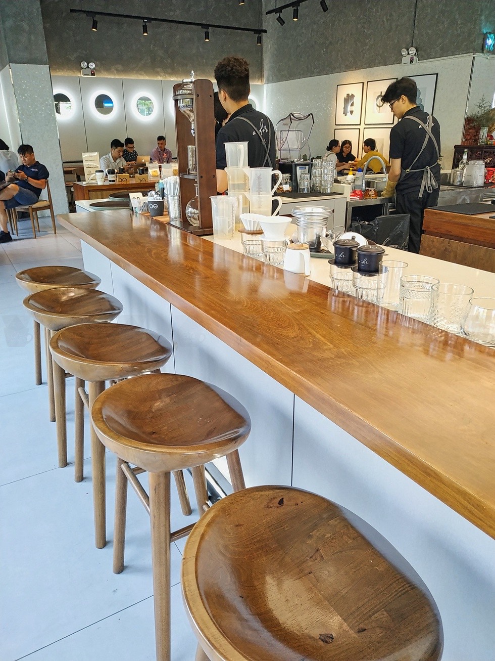 A’dor Café Seating