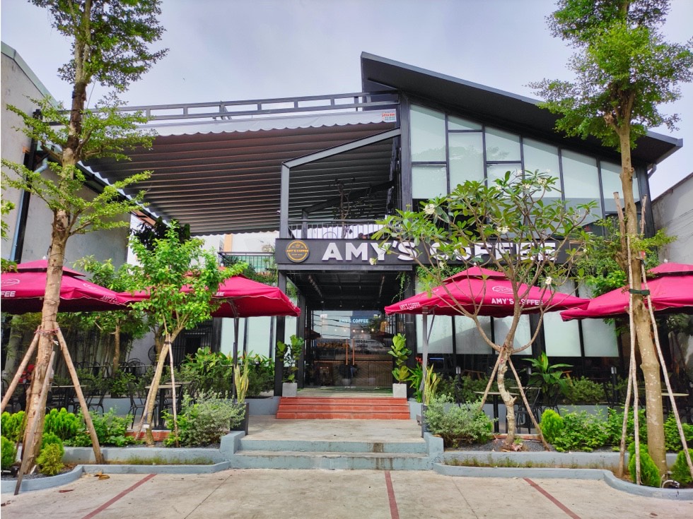 Amy's Coffee Exterior