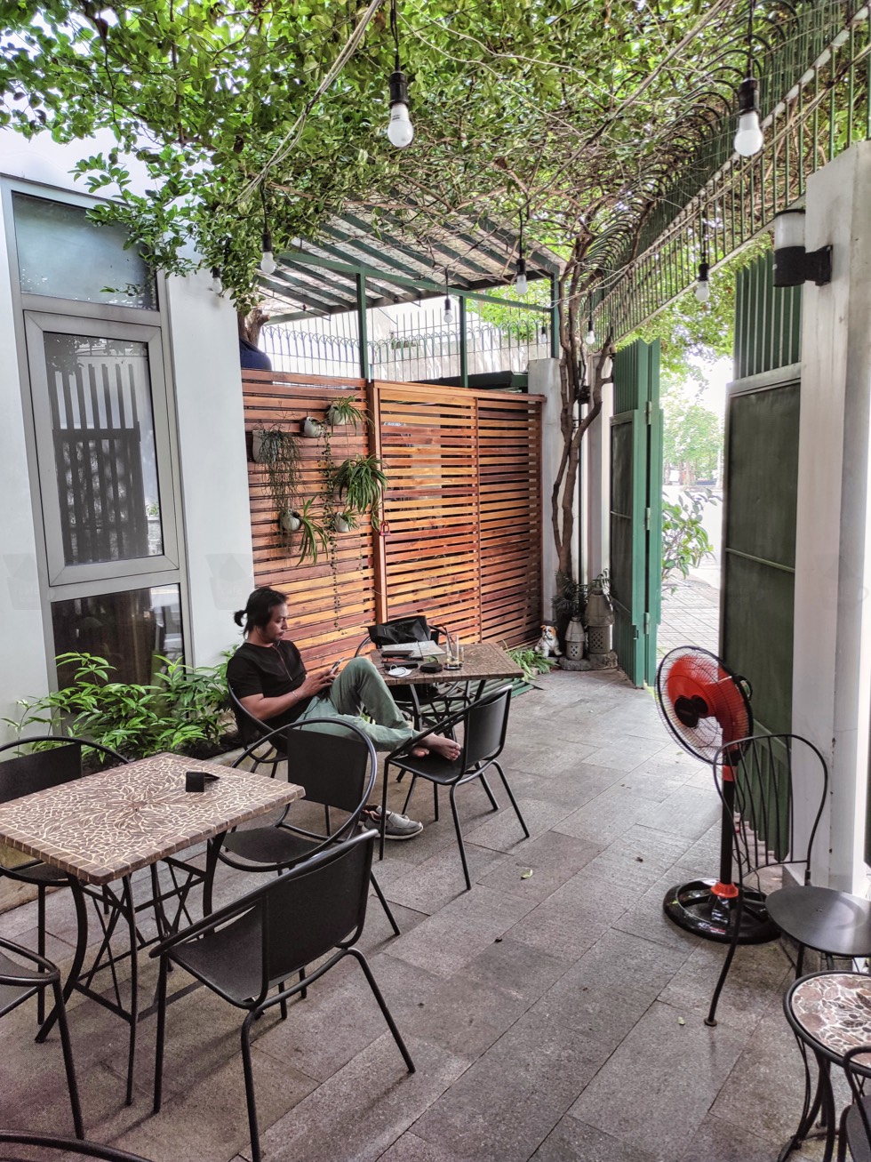 Green Coffee Courtyard